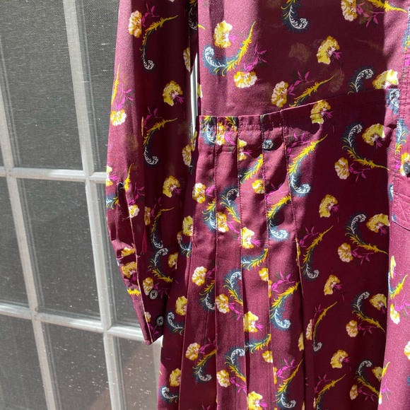 Banana Republic Pleated dress size 10 - Picture 6 of 9